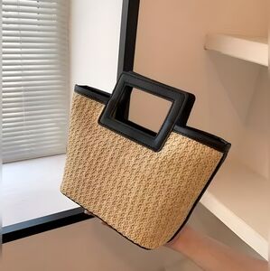 Stylish woven daytime bag, 11" x 8" x 4". Black or Cream